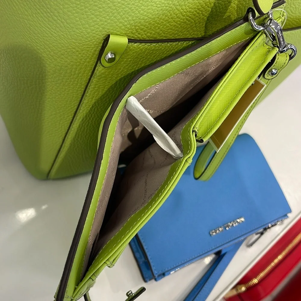 MICHAEL KORS LG DOUBLE ZIP WRISTLET Wallet Phone Case Holder Lime NWT